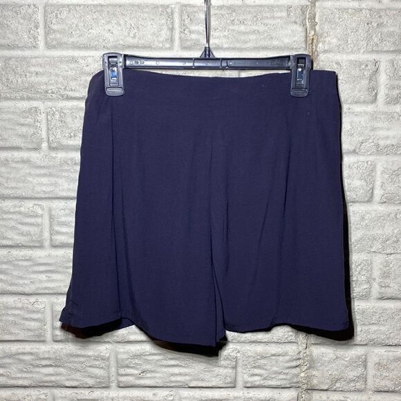 NWT MSRP $88 cupcakes and cashmere Raven Satin Back Shorts Women's Size 6 - Picture 7 of 8